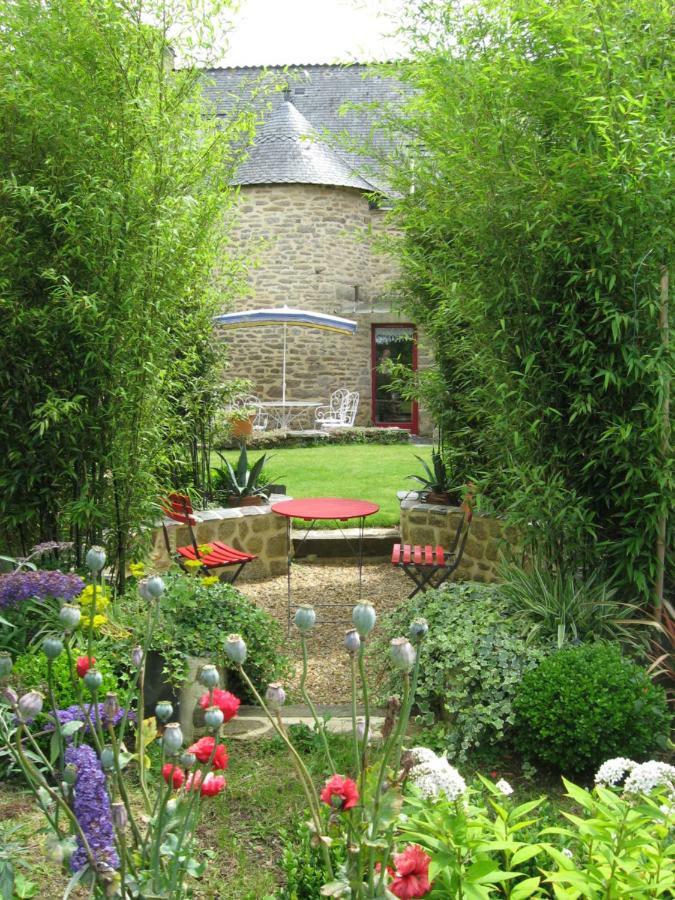 Gites Du Roheran Malansac Exterior photo